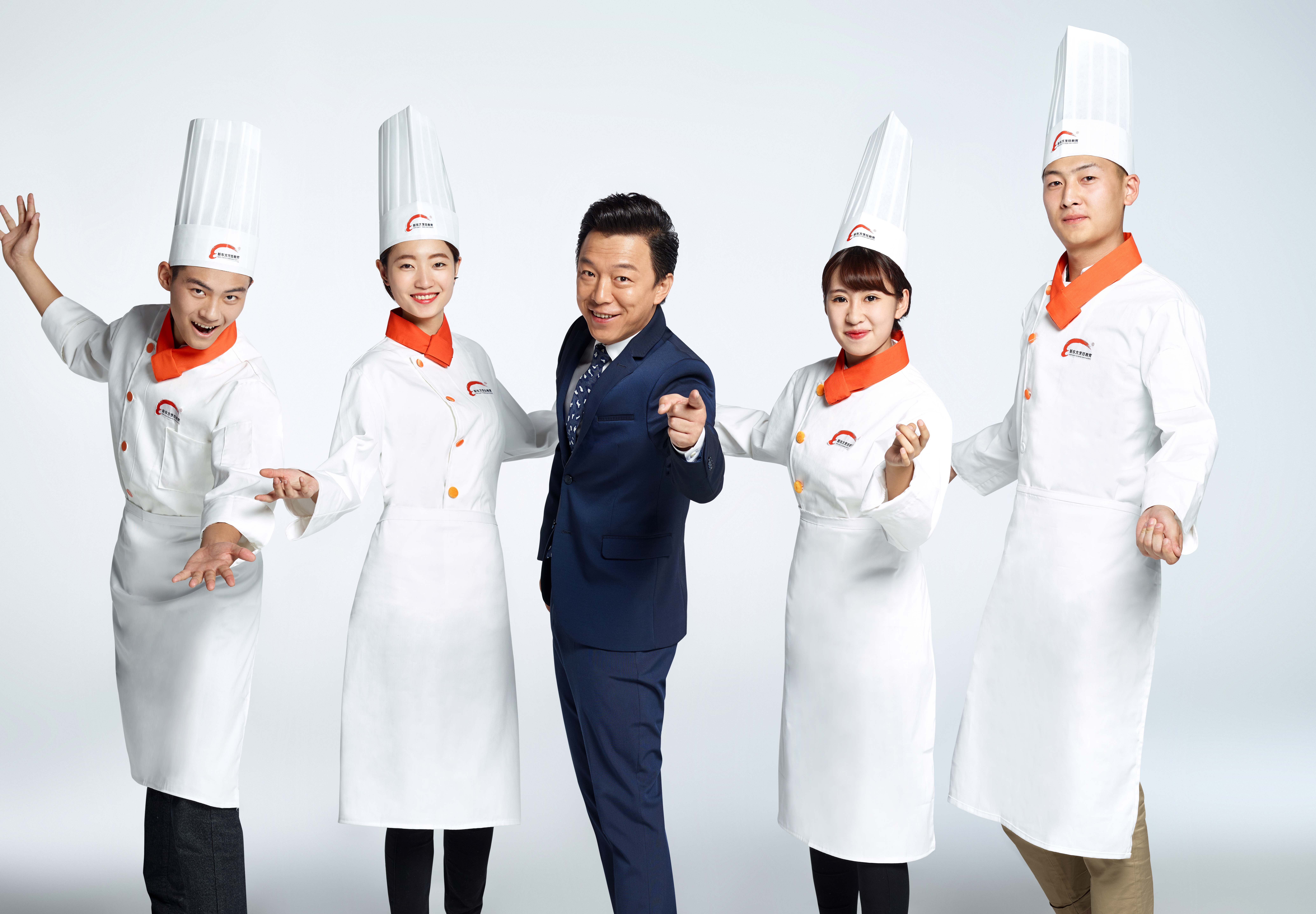 ʵ���ɡ����ഺ����У��У��ѡ������ʼ��