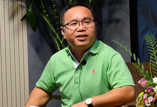张总接受关于中国职业教育的现状与未来的专访