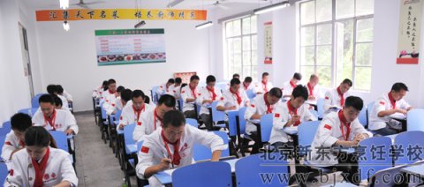 ���ֶԾ� ���Դ�ʦ���