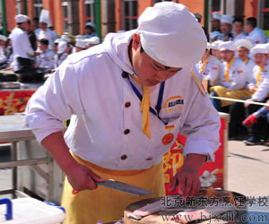 ������ѡ���ֳ���ƴ������Ӣ�۱�ɫ