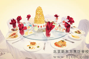 ���ϸ�������ɫ��