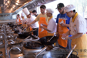 �����¶������ѧУ