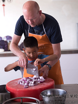 �����¶������ѧУ