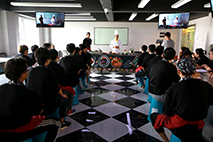 ������á���κ������ʦ�߽������¶���