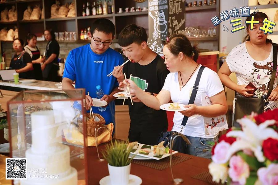 �����¶������ѧУ�������顰һ����Ϸ��