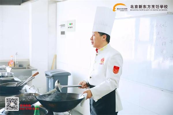 ��ʦ��У԰|�����£��幬���š�����ϯ������������