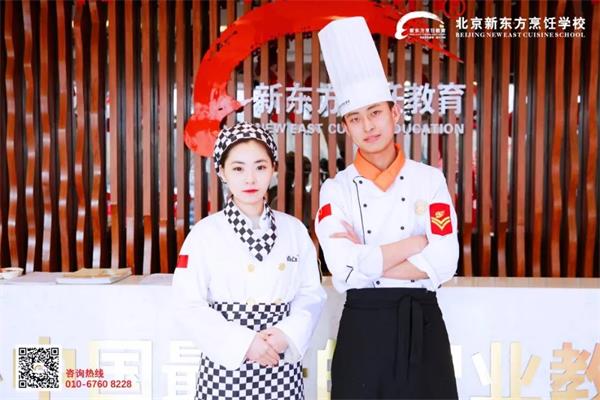 ���ѡ��ְҵ������һ����ʦ֤�ĺ������ж�ߣ�