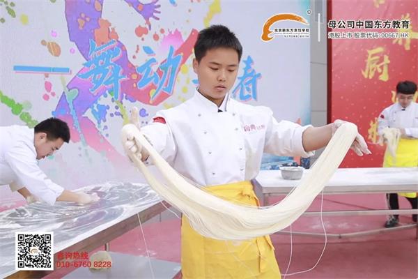 毕业了，祝你们前程似锦！